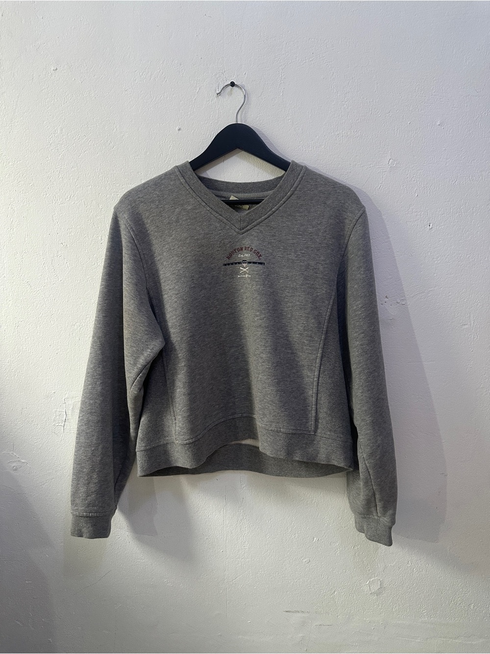 Gear for Sports Women’s Gray V Neck Pullover Sweatshirt Athletic Casual Size M